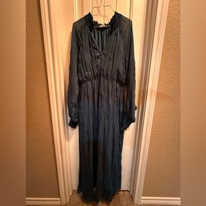 Bella Ella boutique long sleeve dress